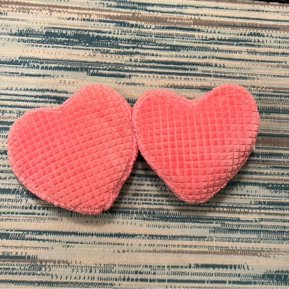 Heart Shaped Pillows 💓💓💓 - Picture 5 of 5